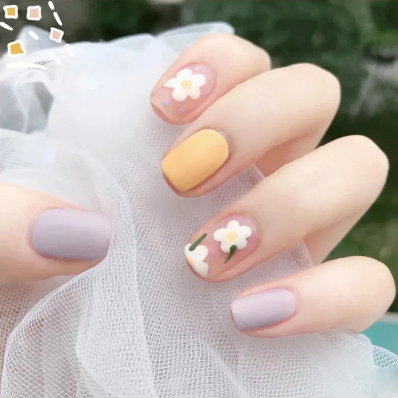 24PCS Shiny Pearl Wearable False Nails