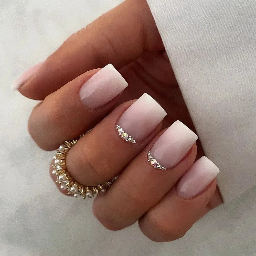 24PCS Shiny Pearl Wearable False Nails