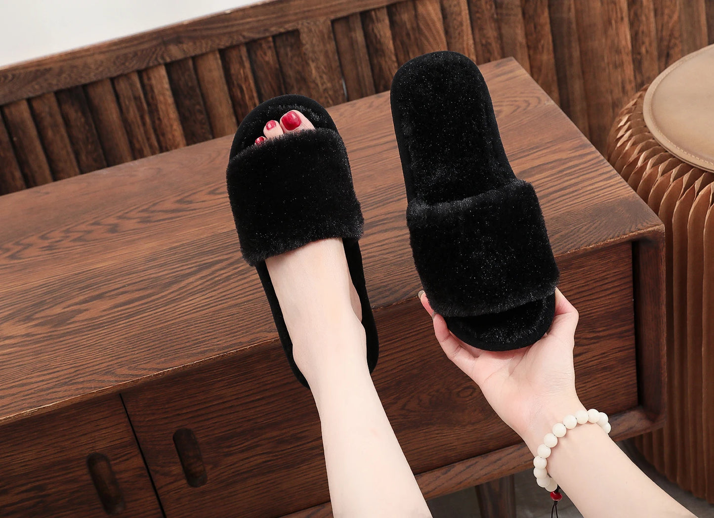 Fluffy Flat Slippers