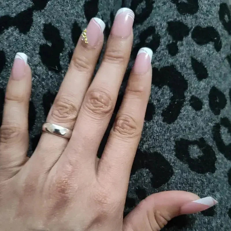 24PCS Shiny Pearl Wearable False Nails